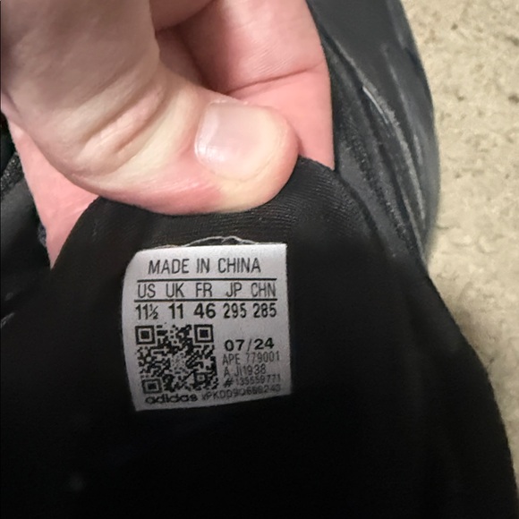 Adidas Dame 9 Shoes - Picture 6 of 6